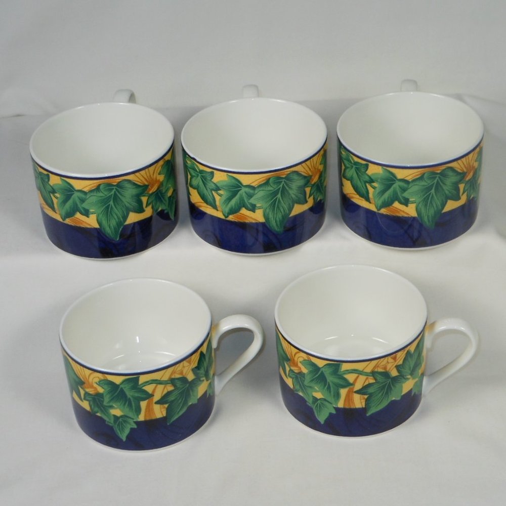 5 Victoria & Beale YVES 9034 flat tea cups